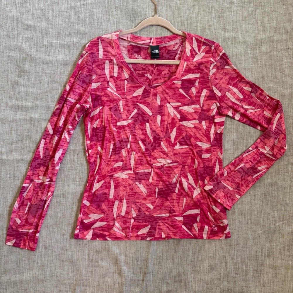 The North Face V-Neck Lightweight Performance Long Sleeve Top Size M Pink